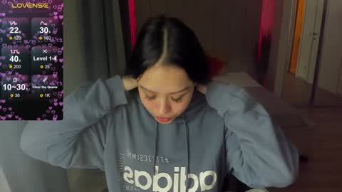 Kim online show from December 25, 2024, 8:29 am