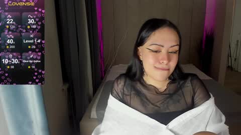 Kim online show from December 25, 2024, 8:28 pm