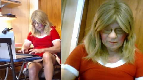 kim crossdresser     no nude room and clean chat only. online show from December 24, 2024, 4:40 pm