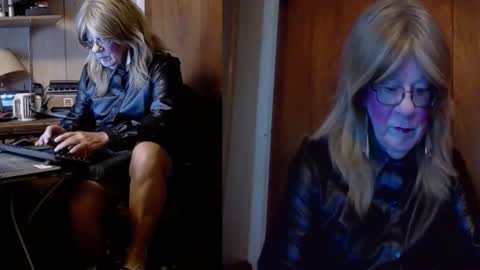 kim crossdresser     no nude room and clean chat only. online show from September 25, 2025, 2:32 pm