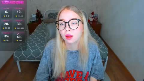 KIM online show from December 14, 2025, 8:41 am