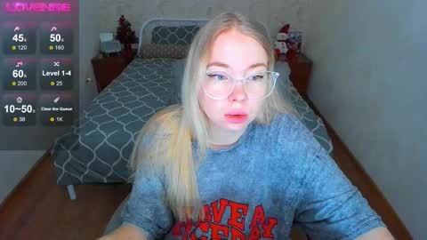 KIM online show from December 22, 2025, 9:39 am