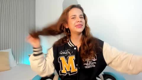 Snapshot of kim_hyunaa_ chatting on December 10, 2024, 2:16 am K I M online show from December 10, 2024, 2:16 am