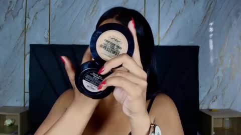 kim  online show from October 16, 2025, 7:26 pm