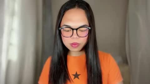 Snapshot of kim_kyile chatting on January 16, 2026, 12:25 am KYLIE online show from January 16, 2026, 12:25 am