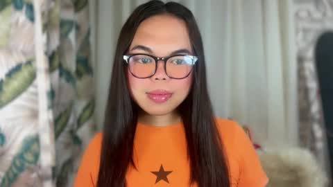 Snapshot of kim_kyile chatting on January 18, 2026, 11:36 am KYLIE online show from January 18, 2026, 11:36 am