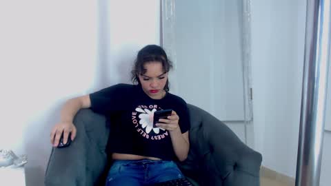 K I M online show from January 27, 2025, 12:05 pm