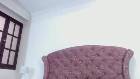 K I M online show from February 18, 2025, 2:38 pm