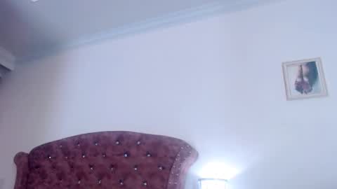 K I M online show from February 28, 2025, 3:04 pm