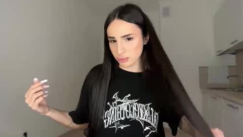 Kim Oberlin online show from March 26, 2026, 8:58 pm