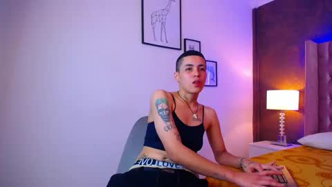 Kim Rouce online show from March 11, 2025, 1:34 pm