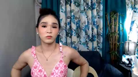 kim_sexxyasian4uxxx online show from April 21, 2026, 4:30 am