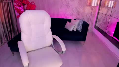 Snapshot of kim_stonee_ chatting on June 24, 2026, 7:24 pm Kim online show from June 24, 2026, 7:24 pm