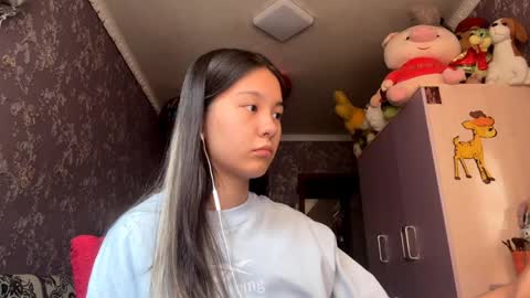 Snapshot of kimbergilger chatting on May 21, 2026, 10:44 am Polly online show from May 21, 2026, 10:44 am