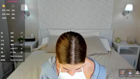 Jennifer online show from October 23, 2025, 11:14 pm