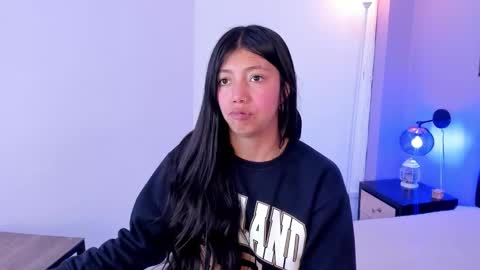 Kimberly Villalobos online show from December 11, 2024, 3:05 pm