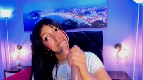 Snapshot of kimberlyvillalobos chatting on February 3, 2026, 11:37 am Kimberly Villalobos online show from February 3, 2026, 11:37 am