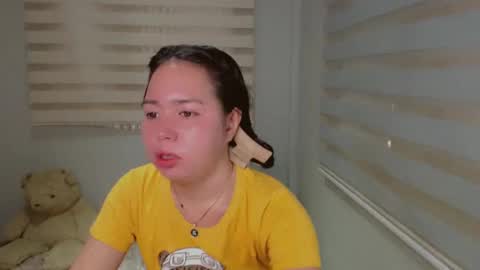 kimbratx online show from December 15, 2024, 10:47 pm