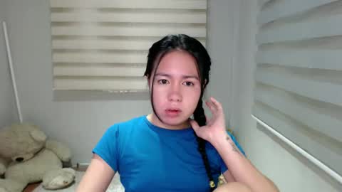 kimbratx online show from January 10, 2025, 10:57 pm