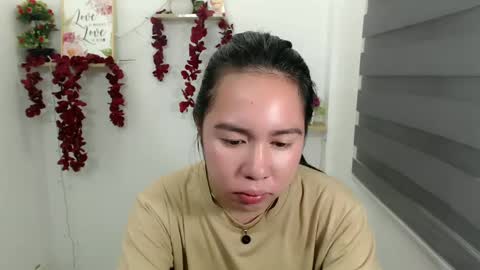 kimbratx online show from February 5, 2025, 10:55 pm