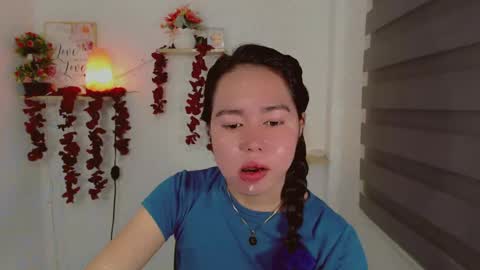 kimbratx online show from March 7, 2025, 10:43 pm