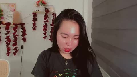 kimbratx online show from March 8, 2025, 10:45 pm