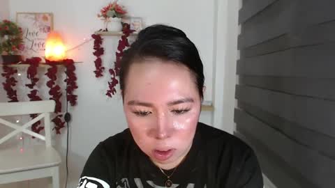 kimbratx online show from March 12, 2025, 10:50 pm