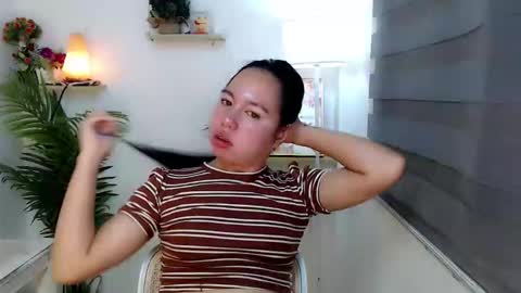 kimbratx online show from October 12, 2025, 10:42 pm