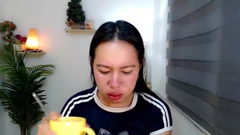 kimbratx online show from October 26, 2025, 10:36 pm