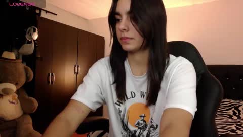 Snapshot of kimcandy_ chatting on September 24, 2025, 2:48 am CAMI online show from September 24, 2025, 2:48 am