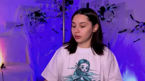 kimclarks online show from October 17, 2025, 8:39 am