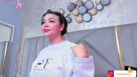  KIM  online show from February 19, 2025, 2:33 am