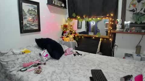 alejagodoy99 online show from February 26, 2025, 3:21 am