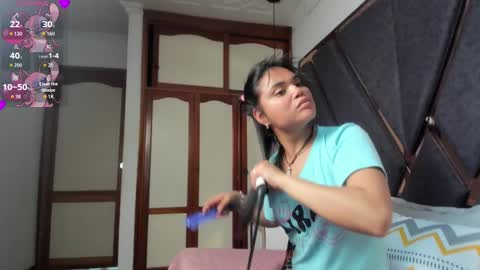 Kimy online show from November 13, 2025, 2:27 pm