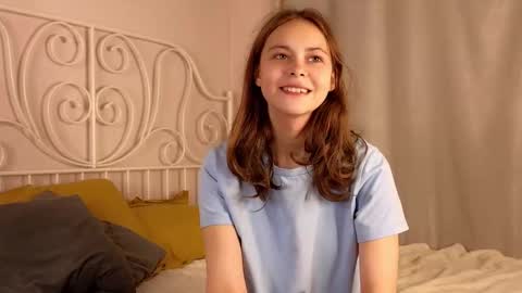 Kate online show from September 15, 2025, 1:00 pm