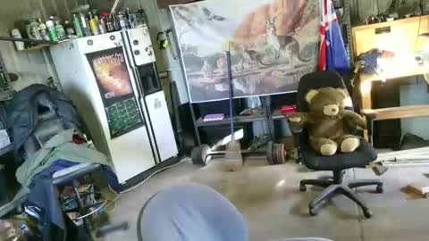 kimintheshed online show from April 18, 2026, 8:07 am