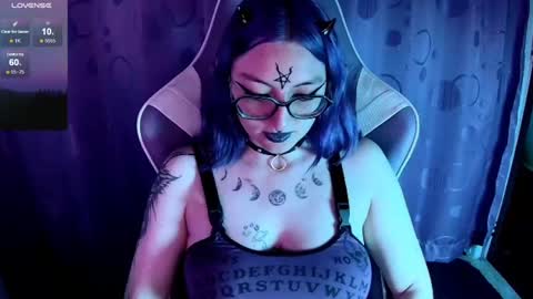   online show from September 26, 2025, 1:26 pm