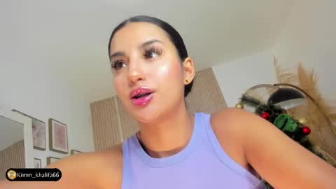 Kim  online show from January 9, 2025, 12:35 am