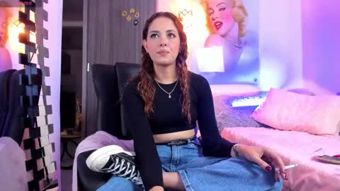 kimmberly_saenz_ online show from December 20, 2025, 9:55 pm