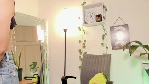 Kimm online show from January 10, 2025, 5:05 am