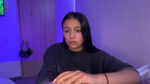 Snapshot of kimmi_foxy chatting on June 5, 2026, 3:29 pm kimmi online show from June 5, 2026, 3:29 pm