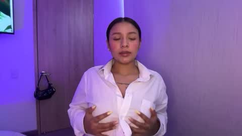 Snapshot of kimmi_foxy chatting on June 10, 2026, 2:27 pm kimmi online show from June 10, 2026, 2:27 pm