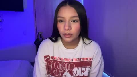 Snapshot of kimmi_foxy chatting on June 24, 2026, 8:19 pm kimmi online show from June 24, 2026, 8:19 pm