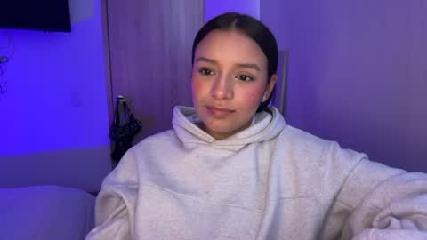Snapshot of kimmi_foxy chatting on July 7, 2026, 3:27 pm kimmi online show from July 7, 2026, 3:27 pm