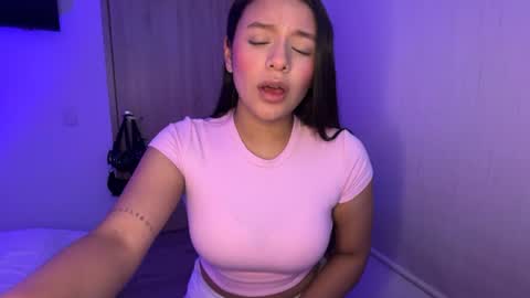Snapshot of kimmi_foxy chatting on July 11, 2026, 11:17 pm kimmi online show from July 11, 2026, 11:17 pm