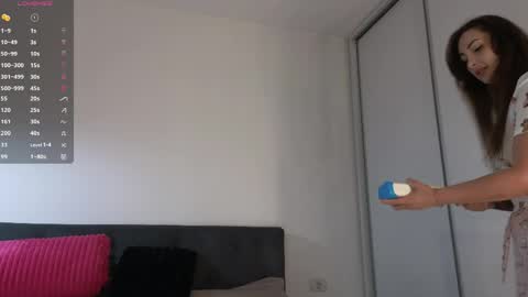Snapshot of kimmie_ chatting on May 11, 2026, 6:16 pm Kimmie online show from May 11, 2026, 6:16 pm