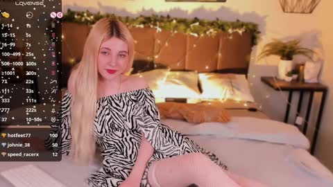  Your Kimmie  follow me  online show from January 8, 2025, 4:54 pm