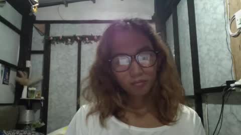 kimmk73644 online show from March 13, 2026, 11:06 am