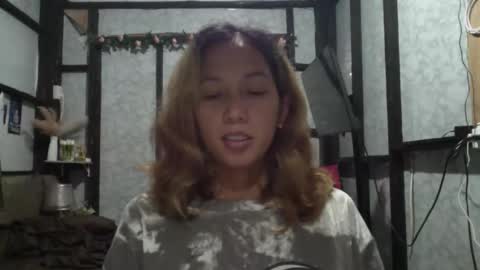 kimmk73644 online show from March 24, 2026, 11:32 pm