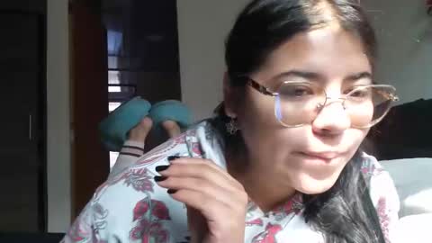 Kimmy online show from March 11, 2025, 1:56 pm